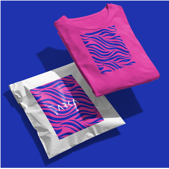Premium-Quality Custom Poly Mailers | Arka - custom poly mailer for t-shirt - image 3 of 5