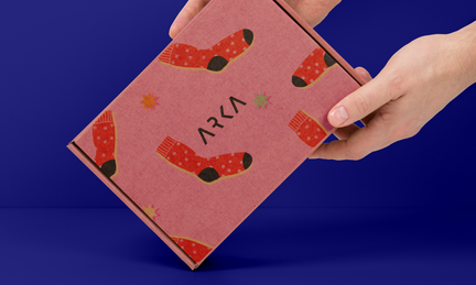 Custom Packaging & UGC Tracking: How to Turn Unboxing into Revenue