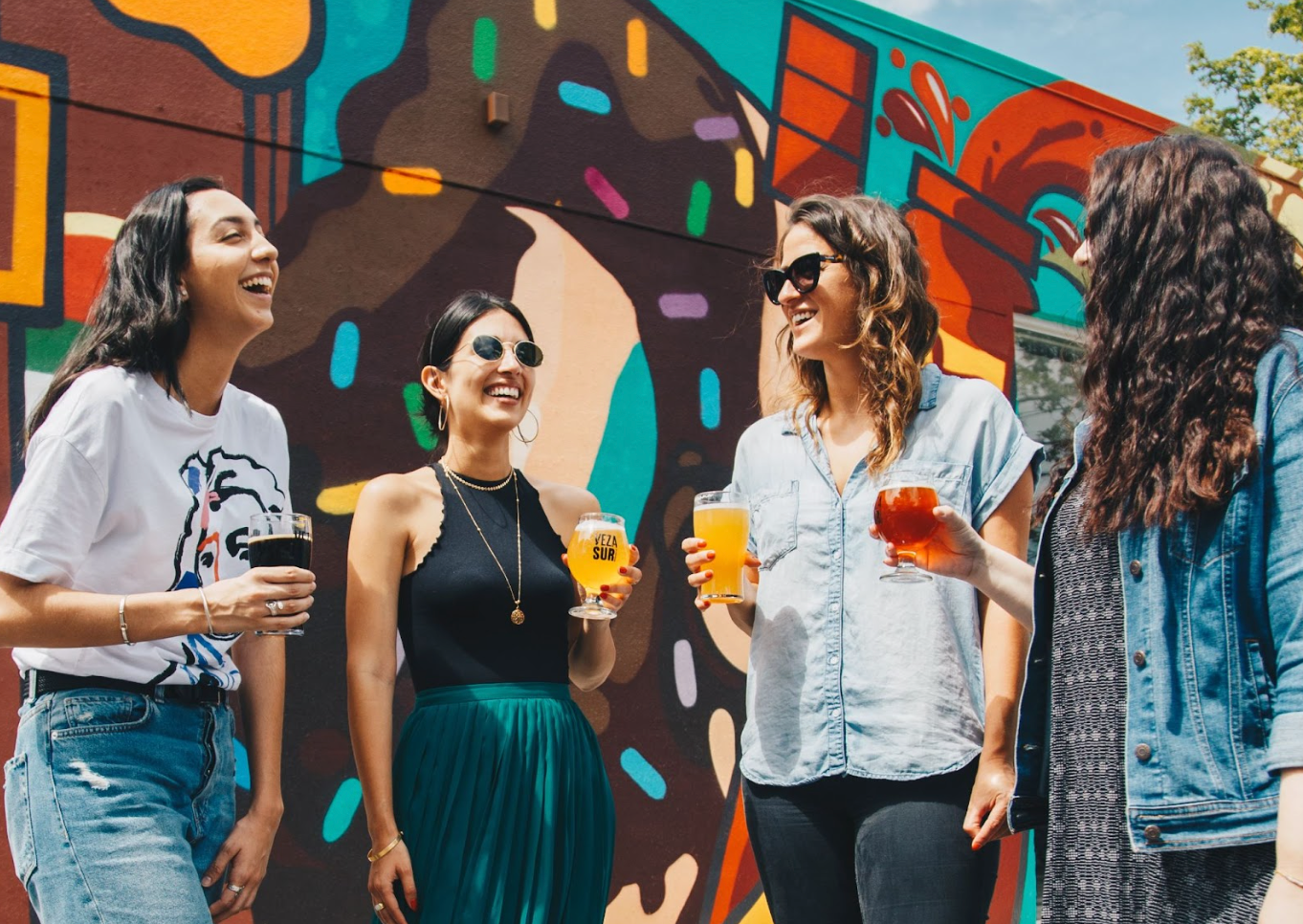 friends with drinks